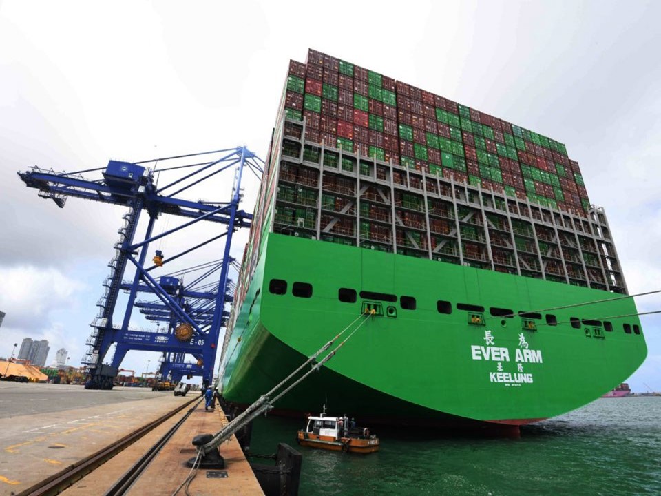 MV EVER ARM Makes Inaugural Call at Colombo East Container Terminal – BusinessNews.LK 2