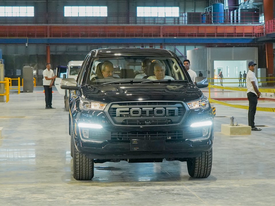 President Wickremesinghe Inaugurates Western Automobile Assembly Plant in Kuliyapitiya