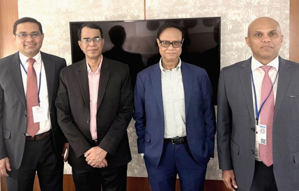 ComBank leaders meet Central Bank Governors of Bangladesh & Maldives in Washington DC - BusinessNews.LK