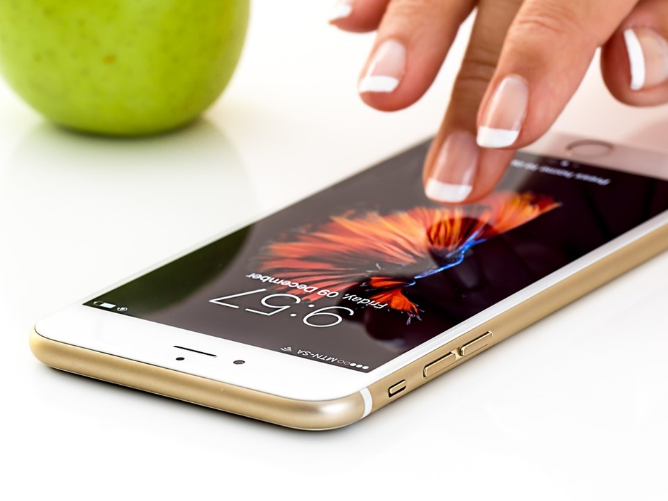 Smart Phones - BusinessNews.LK