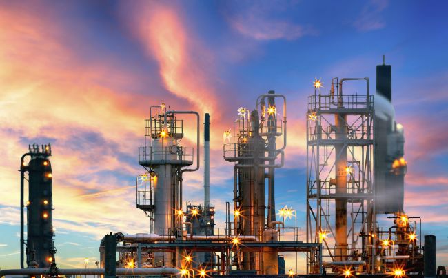 Brent Crude Priced Above US as Middle East Tensions Escalate