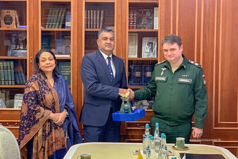Defence Secretary Sampath Thuyacontha Holds Security Talks with Russian Deputy Defence Minister