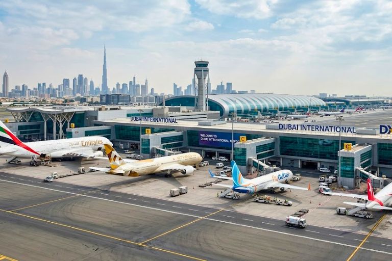 UAE Flights Continue as Some International Airlines Extend Suspensions
