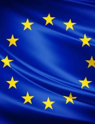 EU Population to Peak in 2029 Before Long-Term Decline