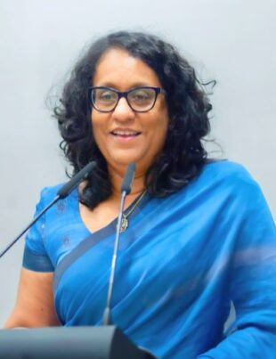 PM Positions Education and Arts as Drivers of Innovation and Economic Growth