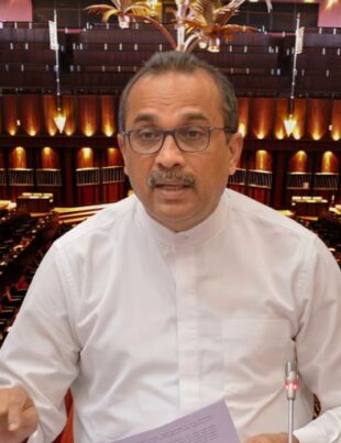 Overseas Sri Lankans Can Drive in Sri Lanka With Existing Local Licence