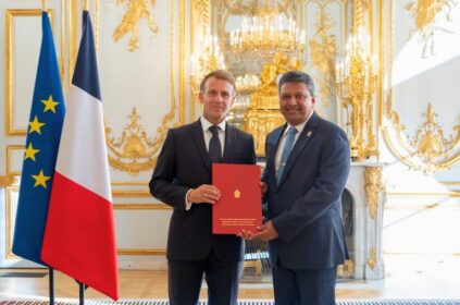Sri Lanka’s New Ambassador Sugeeshwara Gunaratna Presents Credentials to French President Macron